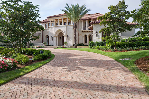 Best Driveway Pavers Near Me  in Avenal, CA